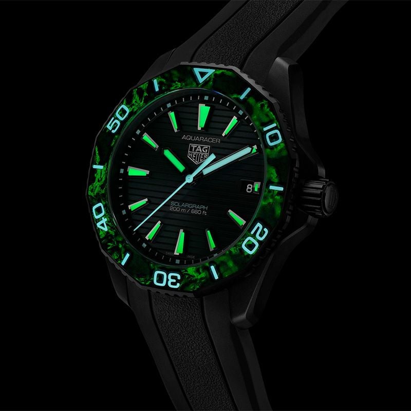 TAG Heuer AQUARACER PROFESSIONAL 200 SOLAR GRAPH タグ・ホイヤー 