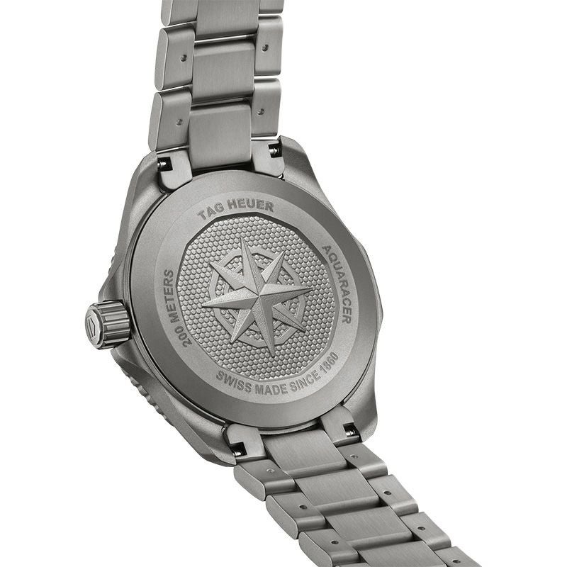 TAG Heuer AQUARACER PROFESSIONAL 200 SOLAR GRAPH タグ・ホイヤー