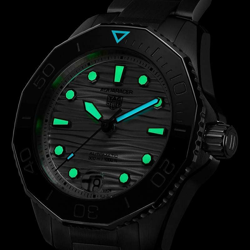 TAG Heuer AQUARACER PROFESSIONAL 300 タグ・ホイヤー アクアレーサー