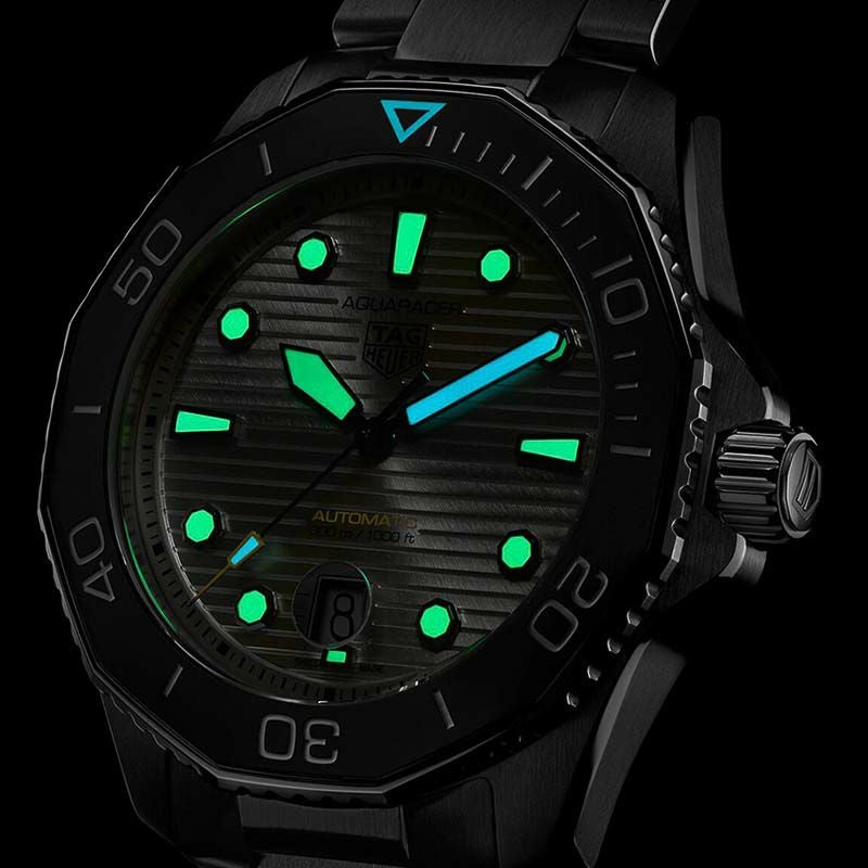 TAG Heuer AQUARACER PROFESSIONAL 300 タグ・ホイヤー アクアレーサー