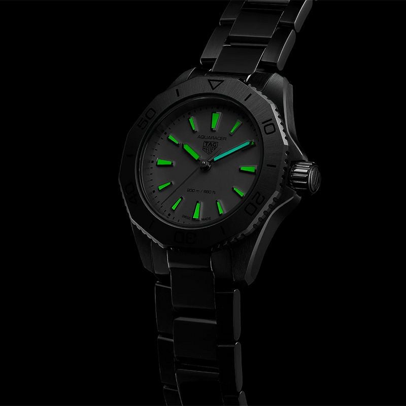 TAG Heuer AQUARACER PROFESSIONAL 200 タグ・ホイヤー アクアレーサー