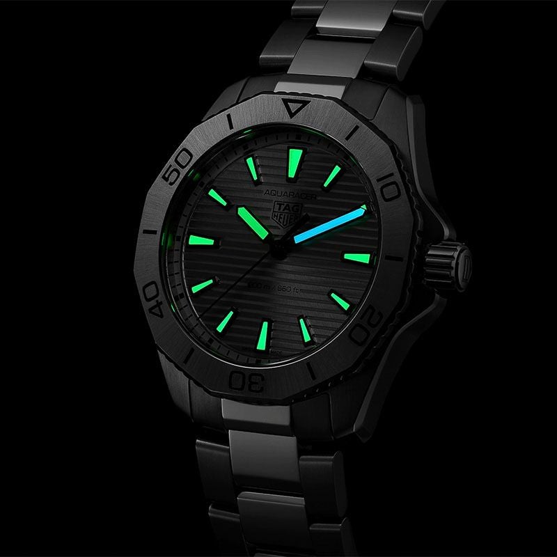 TAG Heuer AQUARACER PROFESSIONAL 200 タグ・ホイヤー アクアレーサー