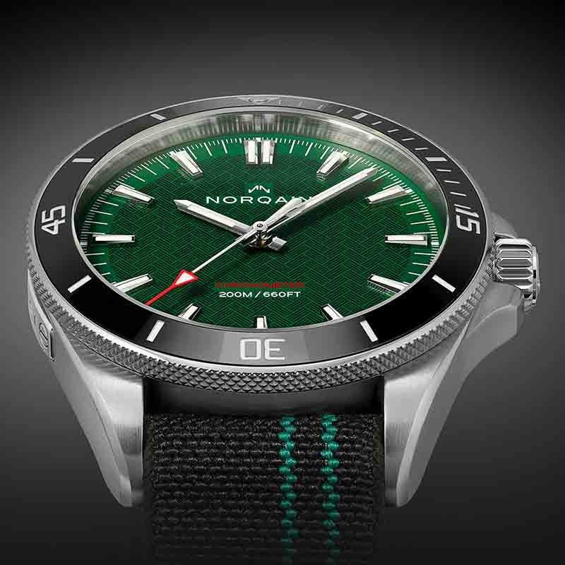 NORQAIN Adventure NEVEREST 40 ノルケイン アドベンチャー ネベレスト