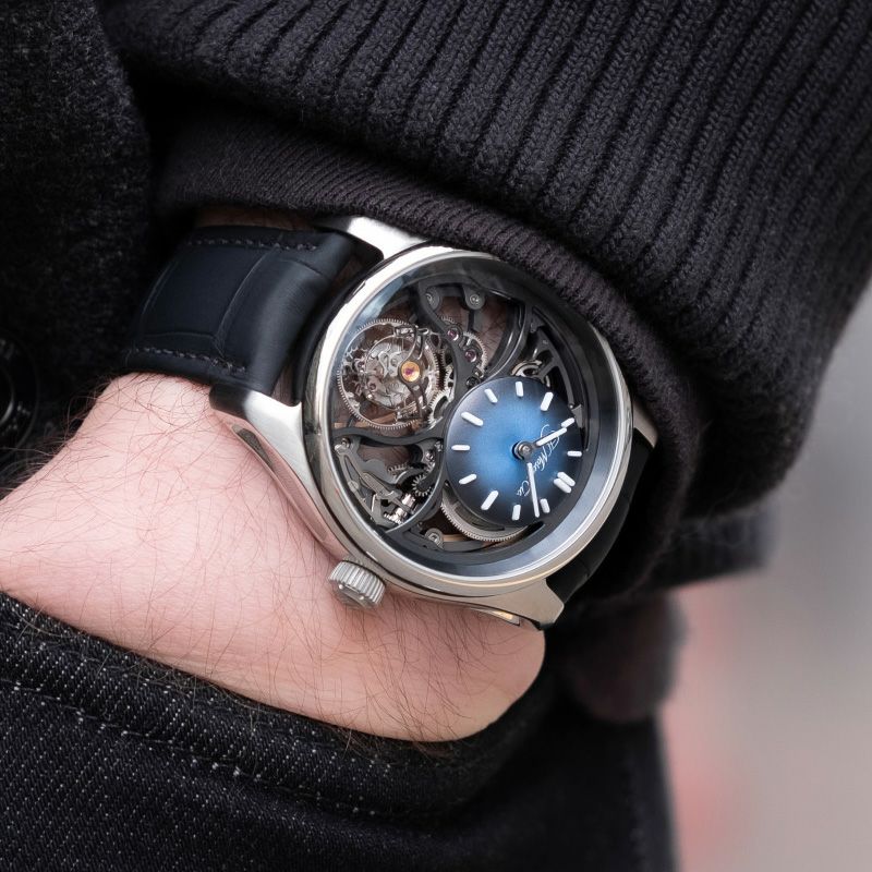 H.Moser ＆ Cie. PIONEER CYLINDRICAL TOURBILLON SKELETON H.モーザー