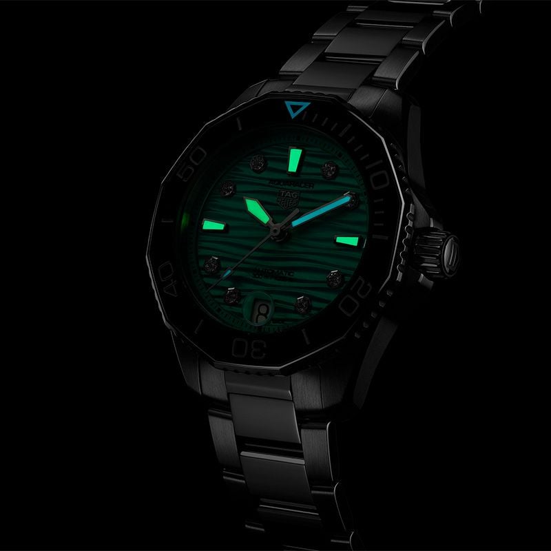 TAG Heuer AQUARACER PROFESSIONAL 300 タグ・ホイヤー アクアレーサー