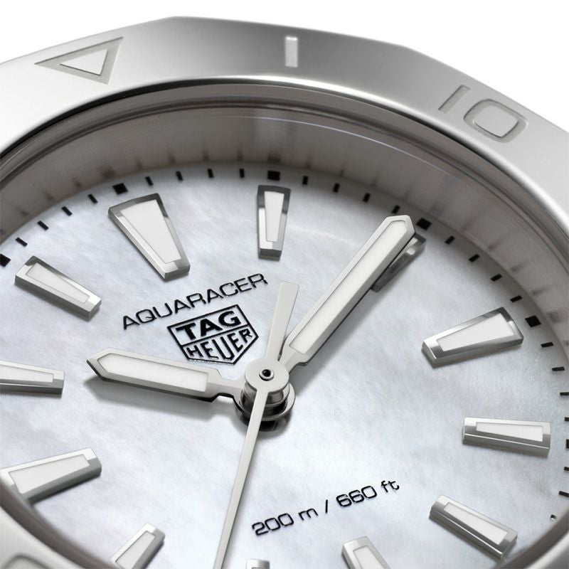 TAG HEUER AQUARACER PROFESSIONAL 200タグ・ホイヤー アクアレーサー プロフェッショナル200WBP1418.BA0622