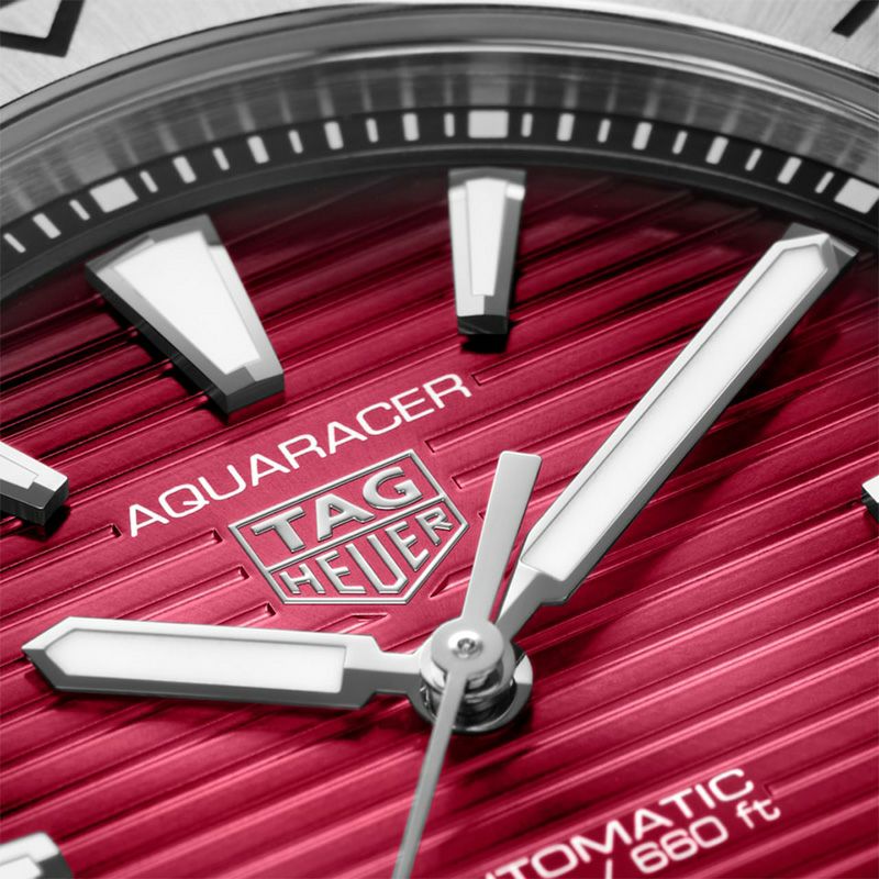 TAG Heuer AQUARACER PROFESSIONAL 200 タグ・ホイヤー アクアレーサー