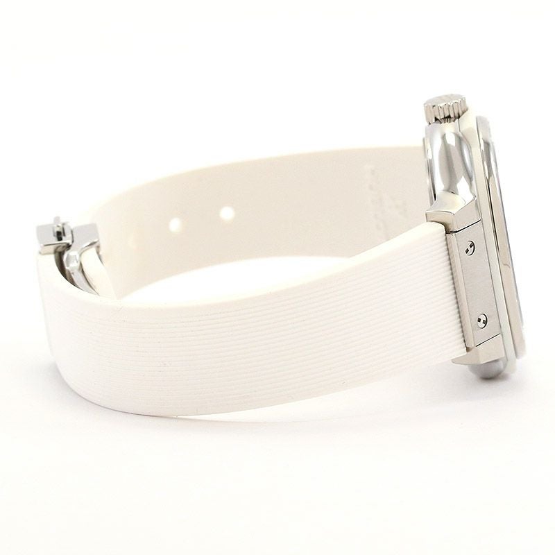 【中古】HUBLOT CLASSIC FUSION TITANIUM WHITE DIAMONDSウブロ クラシック・フュージョン チタニウム ホワイトダイヤモンド581.NE.2010.RW.1104