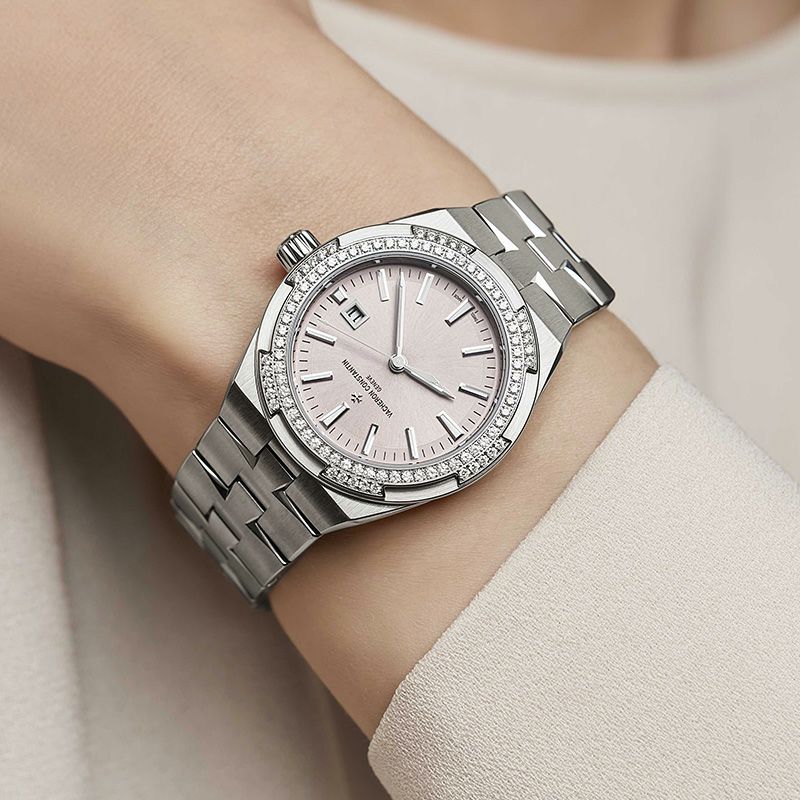 VACHERON CONSTANTIN OVERSEAS AUTOMATIC <br>ヴァシュロン・コンスタンタン オーヴァーシーズ オートマティック <br>4605V/200A-B971