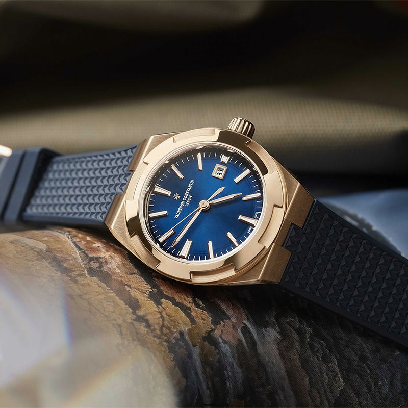 VACHERON CONSTANTIN OVERSEAS AUTOMATIC <br>ヴァシュロン・コンスタンタン オーヴァーシーズ オートマティック <br>4600V/200R-B979