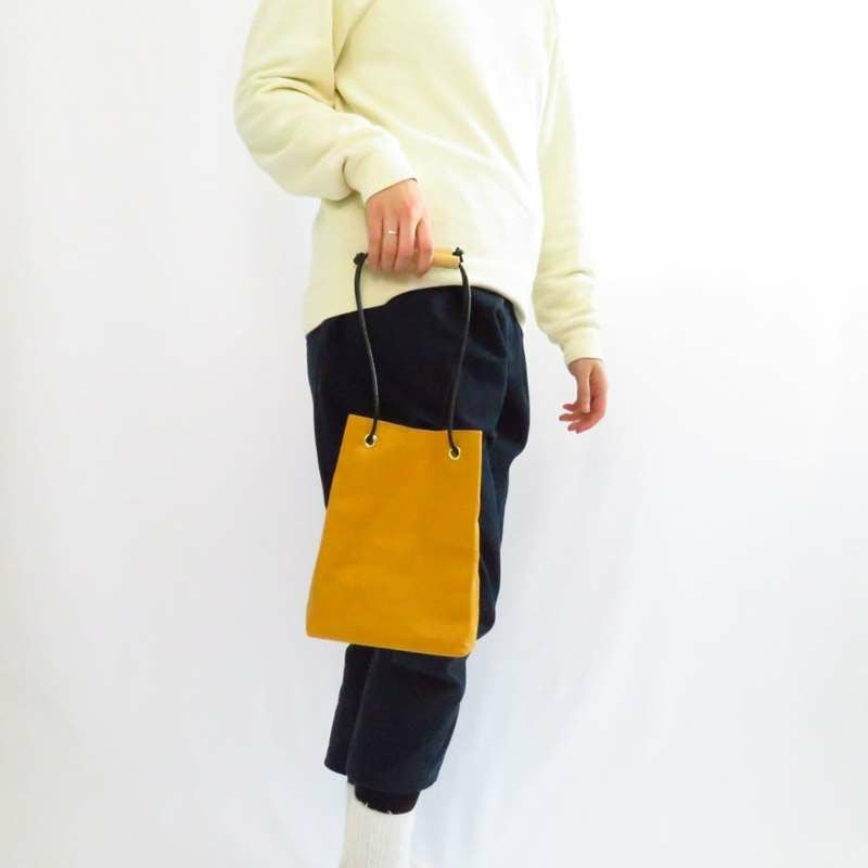 YUICHI TACHIYAMA karuta leather bag curry Yellow  ユウイチタチヤマ カルタ レザー バッグ 鞄 かばん カバン カリー　イエロー YTYkaruta017