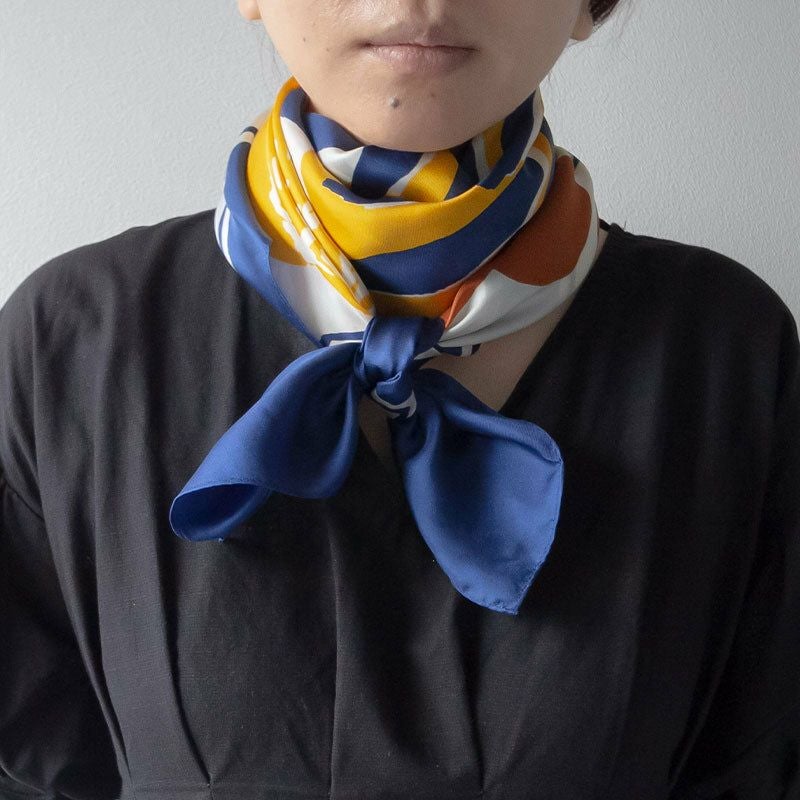 Sarahbel Silk Scarf Garden Blue サラベル シルクスカーフ ガーデン