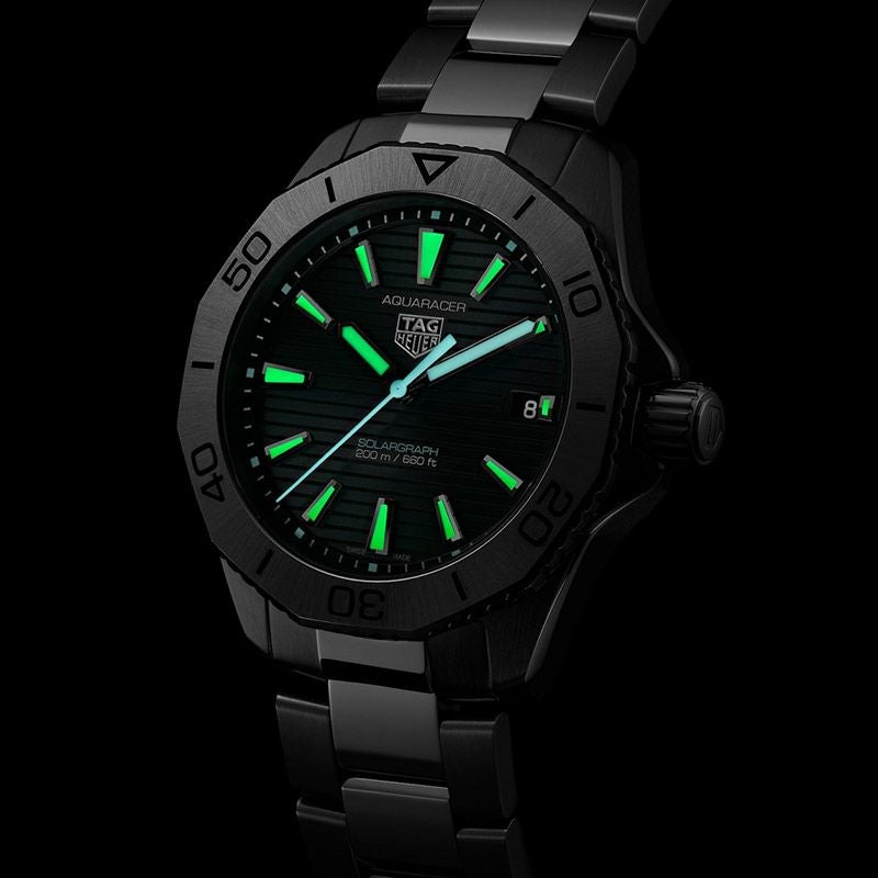 TAG Heuer AQUARACER PROFESSIONAL 200 SOLAR GRAPH タグ・ホイヤー 