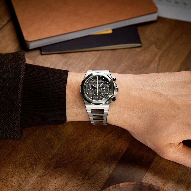 GIRARD-PERREGAUX LAUREATO CHRONOGRAPH TI49 ジラール・ペルゴ