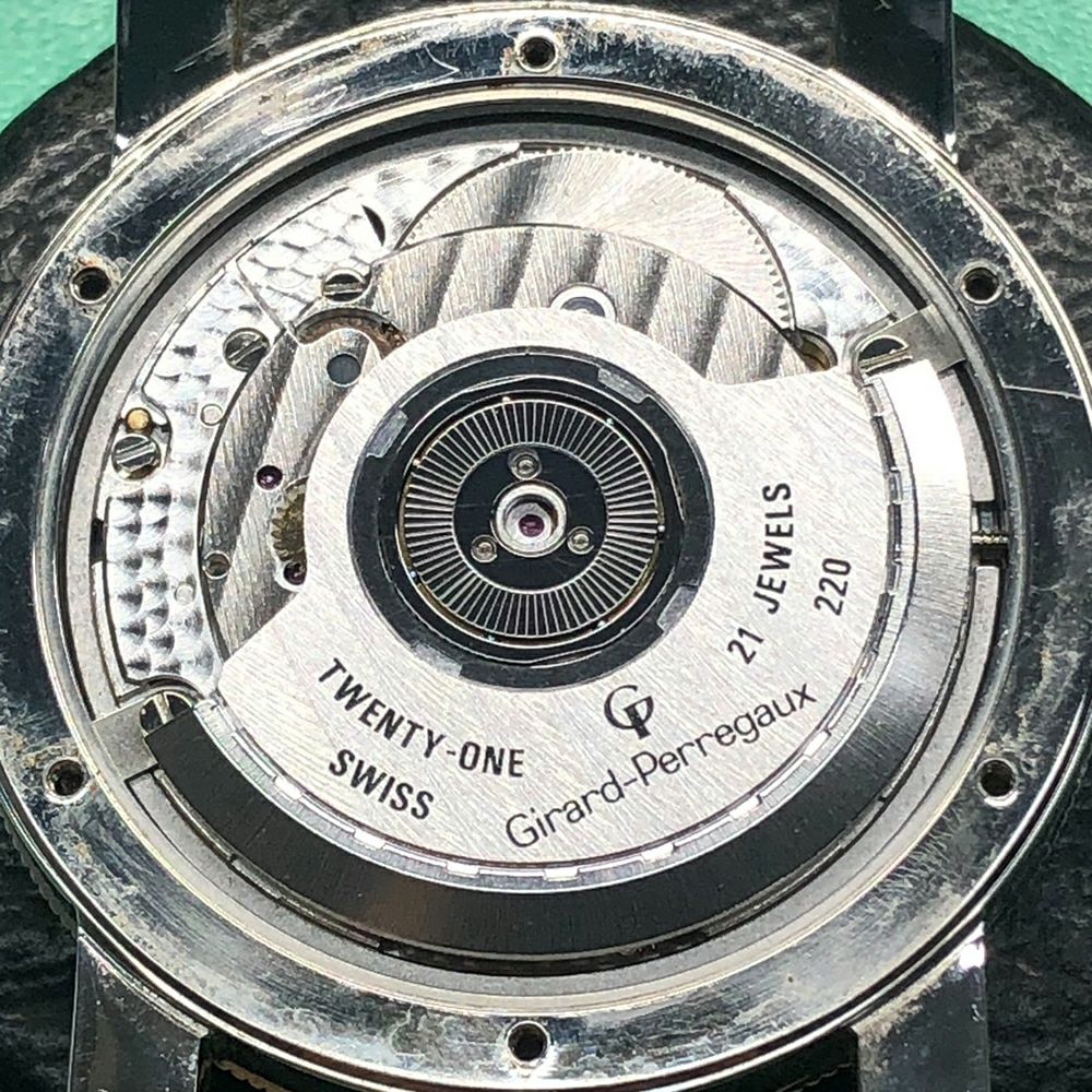 【中古】GIRARD-PERREGAUX SEA-HAWK II ジラール・ペルゴ シーホークII 77530.1.11.440