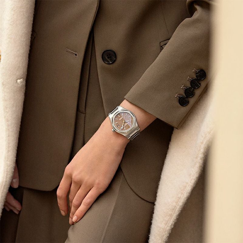 GIRARD-PERREGAUX LAUREATO 38 MM <br>ジラール・ベルゴ ロレアート 38 MM <br>81005-11S3320-1CM