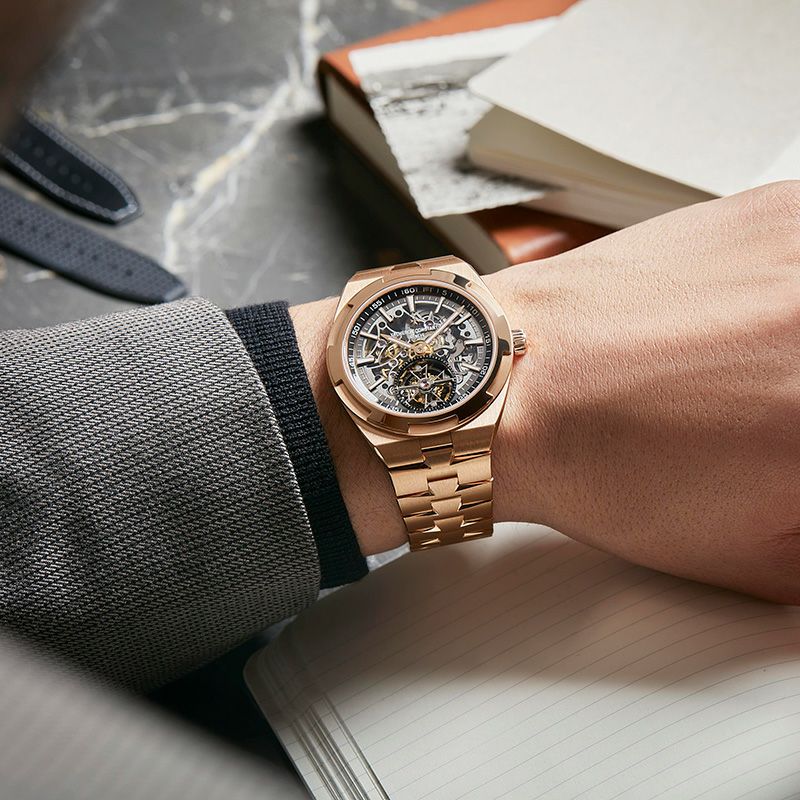 VACHERON CONSTANTIN OVERSEAS TOURBILLON SKELETON <br>ヴァシュロン・コンスタンタン オーヴァーシーズ・トゥールビヨン・スケルトン <br>6000V/210R-B934
