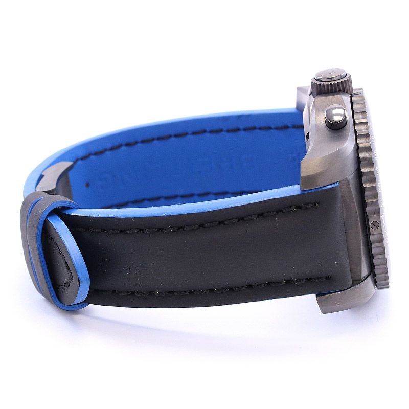 【中古】BREITLING COCKPIT B50 NIGHT MISSION <br>ブライトリング コックピット B50 ナイトミッション <br>VB5010D3/L530/232X/M20BASA.1 (V501L30SMA)