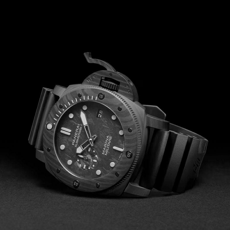 PANERAI SUBMERSIBLE MARINA MILITARE CARBOTECH(TM) パネライ