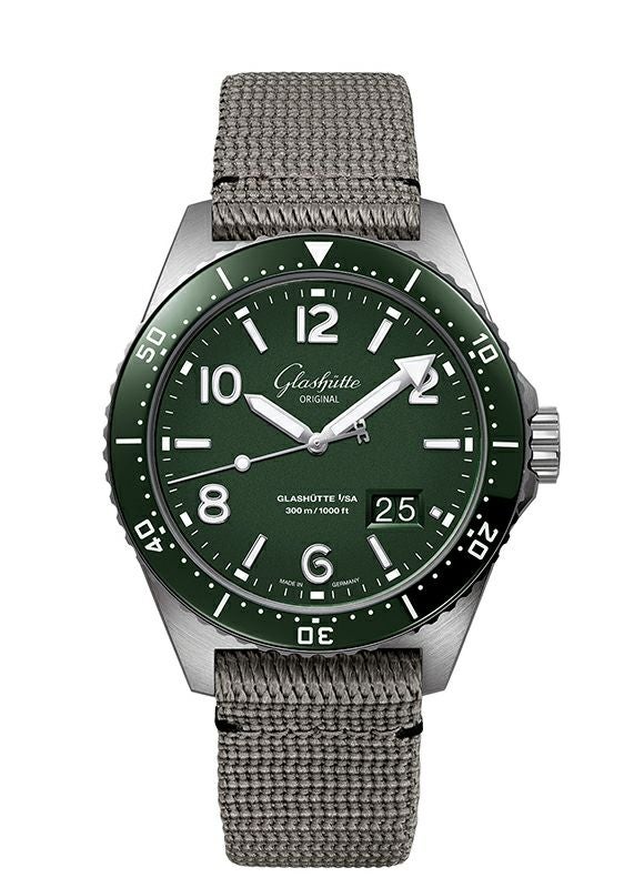 GLASHUTTE ORIGINAL SeaQ Panorama Date グラスヒュッテ・オリジナル シーキュー パノラマデイト 1-36-13-07-83-34