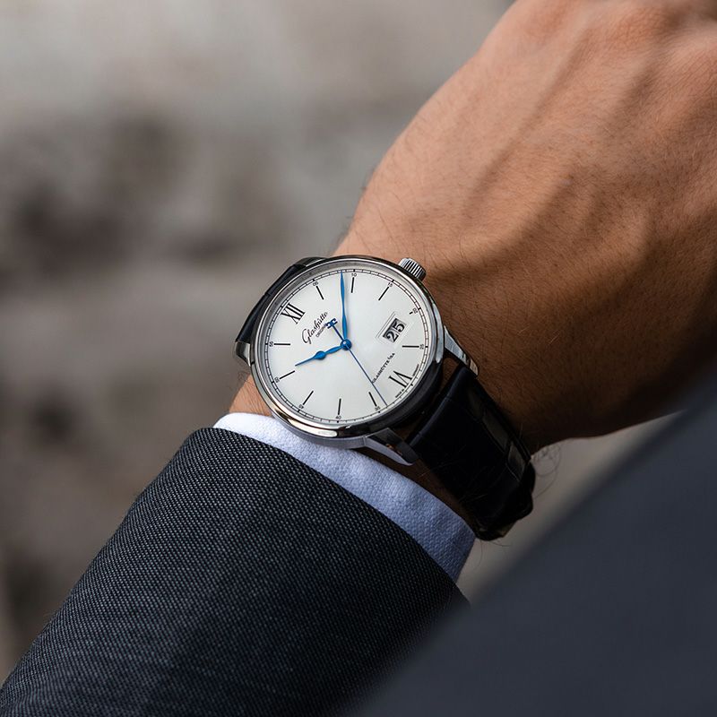 GLASHUTTE ORIGINAL Senator Excellence Panorama Date グラスヒュッテ・オリジナル セネタ・エクセレンス・パノラマデイト 1-36-03-01-02-61