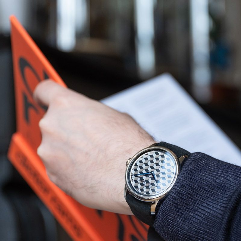 LOUIS ERARD Noirmont Métiers d'Art Guilloche ルイ・エラール