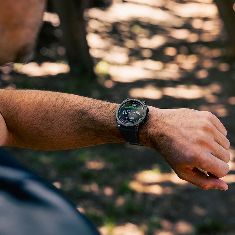 服/ファッション Garmin255 Forerunner255_SlateGray_front_