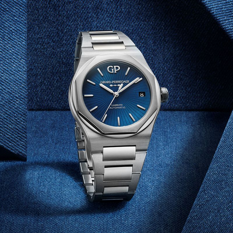GIRARD-PERREGAUX LAUREATO AIIRO JAPAN LIMITED EDITION ジラール・ベルゴ ロレアート 藍色 ジャパン リミテッドエディション 81010-11-3310-1GM