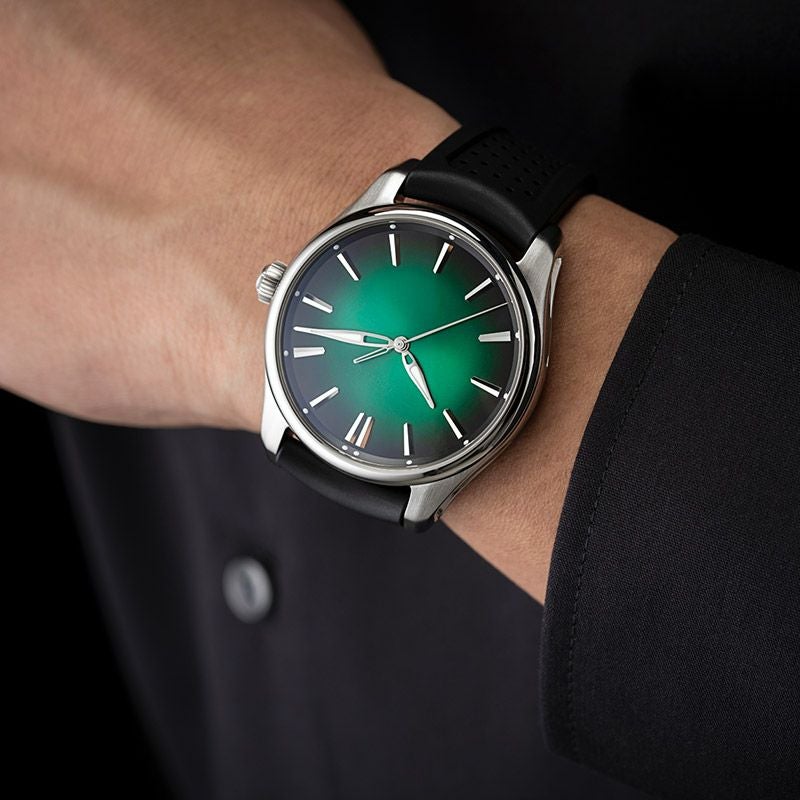 H.Moser ＆ Cie. PIONEER CENTRE SECONDS COSMIC GREEN <br>H.モーザー パイオニア・センターセコンド コズミックグリーン <br>3201-1201