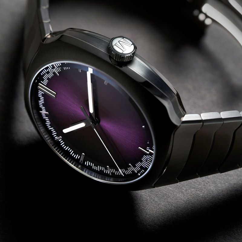 H.Moser ＆ Cie. STREAMLINER CENTRE SECONDS PURPLE HAZE H.モーザー