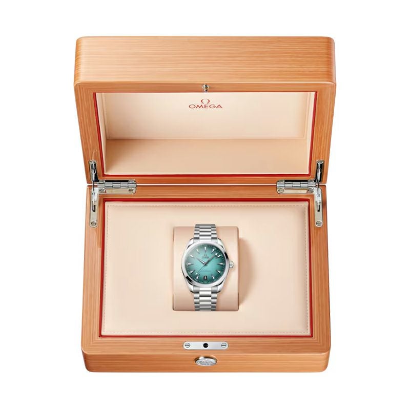 OMEGA SEAMASTER AQUA TERRA 150M オメガ シーマスター アクアテラ 150M 220.10.41.21.03.006