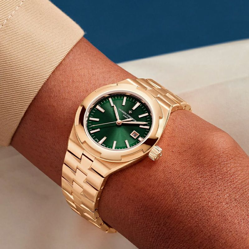 VACHERON CONSTANTIN OVERSEAS AUTOMATIC ヴァシュロン・コンスタンタン オーヴァーシーズ・オートマティック 4600V/200R-H134