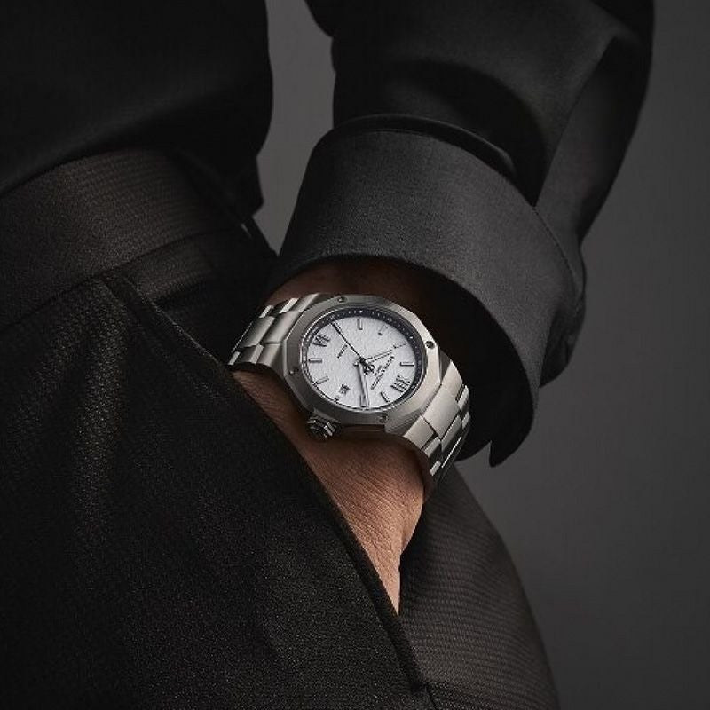 BAUME＆MERCIER <br>Riviera Date White&Black M0A10829 <br>ボーム＆メルシエ <br>リビエラ デイト ホワイト&ブラック <br>M0A10829