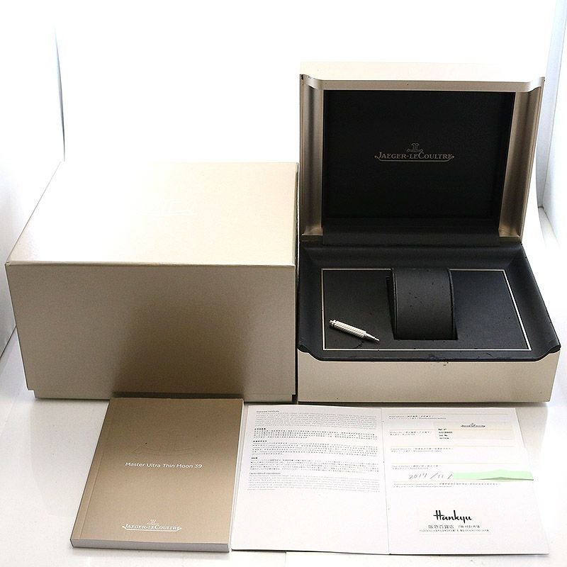 【中古】JAEGER-LECOULTRE <br>MASTER ULTRA THIN MOON 39 <br>ジャガー・ルクルト <br>マスター･ウルトラスリム・ムーン 39 <br>Q1368420 (176.8.64.S)