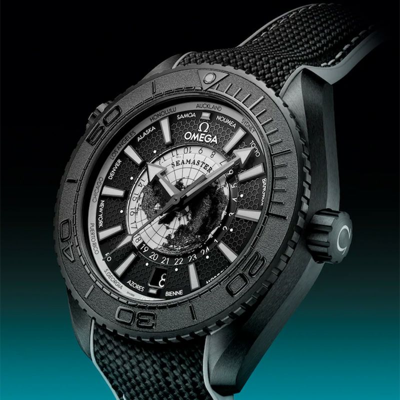 OMEGA SEAMASTER PLANET OCEAN 600M オメガ シーマスター プラネット オーシャン 600M 215.92.46.22.01.007