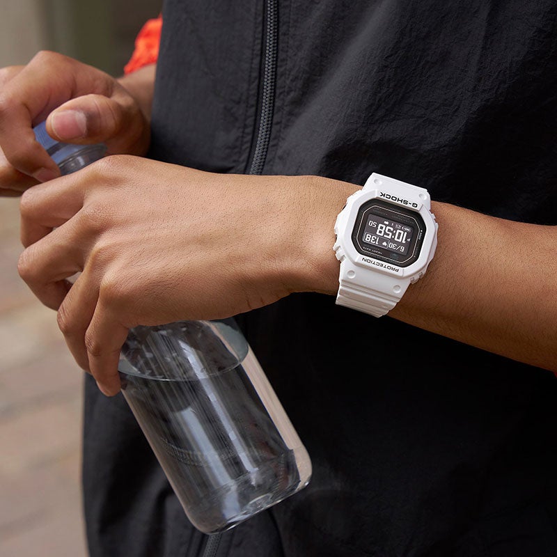 G-SHOCK G-SQUAD 5600 Series ジーショック ジースクワッド DW-H5600