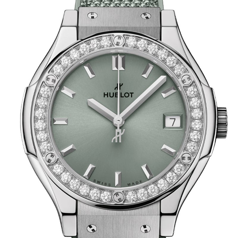 大幅値下げしました！高級クリスタル　オットセイ HUBLOT CLASSIC FUSION TITANIUM SAGE GREEN DIAMONDS ウブロ