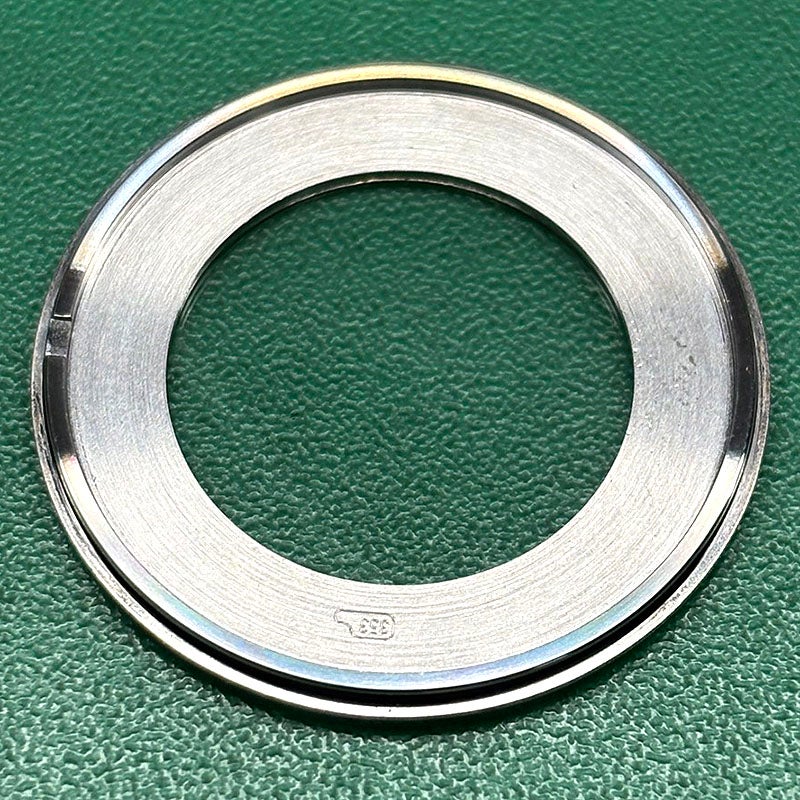 【中古】VACHERON CONSTANTIN PATRIMONY SMALL SECONDS ヴァシュロン・コンスタンタン パトリモニー セミフラット スモールセコンド 81160/000G-9062 (81160/1)