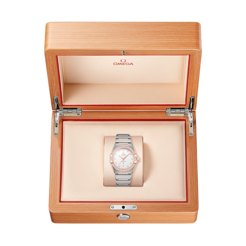 OMEGA CONSTELLATION オメガ コンステレーション 131.25.39.20.52.001